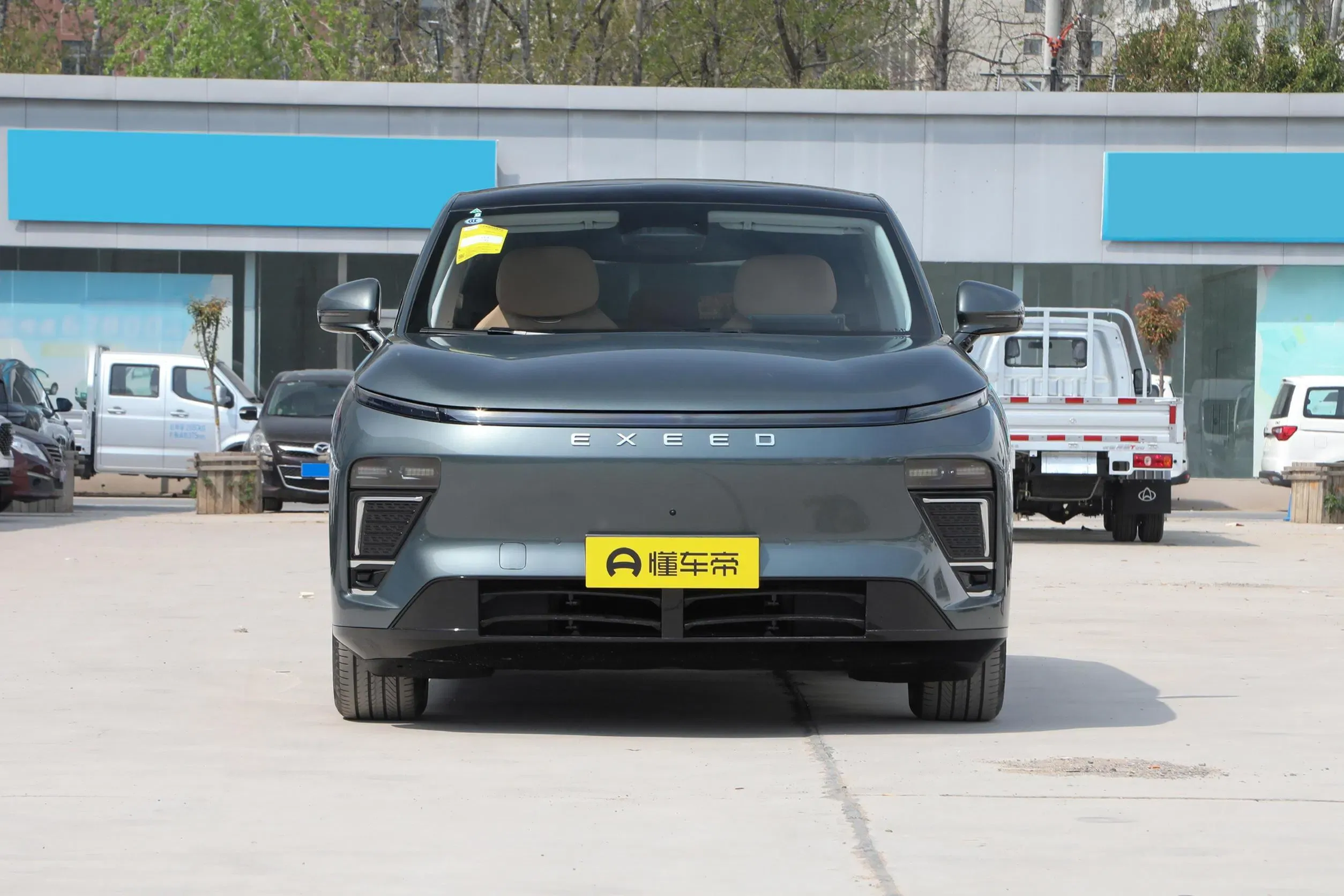 imgi_116_2024-Chery-Exeed-Sterra-Et-PRO-5-Doors-5-Seats-SUV-Used-Extended-Range-Car 2026 Exeed Sterra Et PRO 5 Doors 5 Seats SUV– Wholesale Price From China | Factory Price From China - Image 1