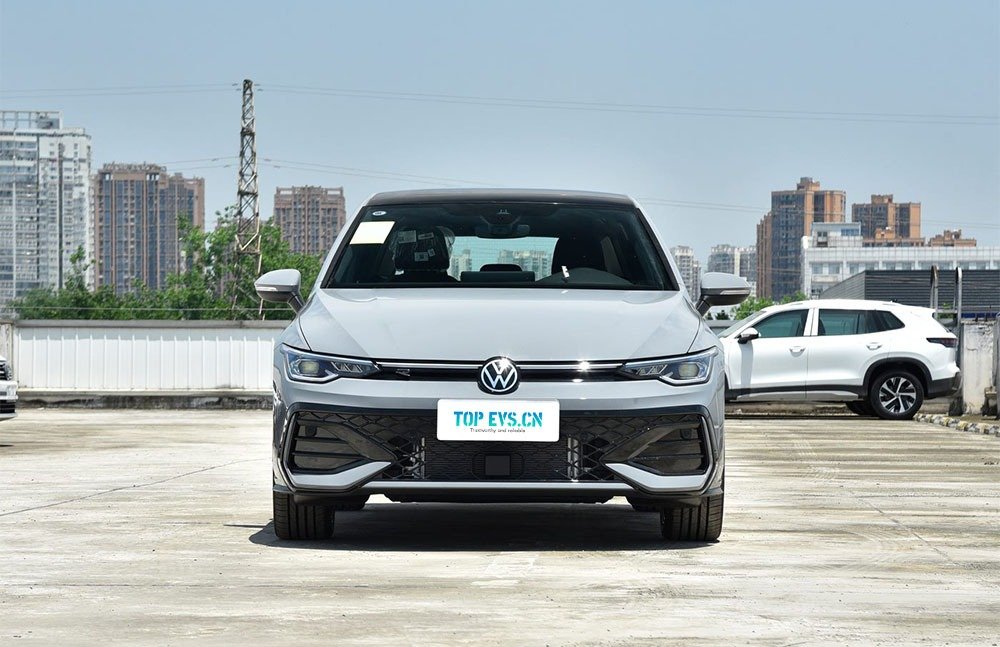 imgi_3_1_3(21) Volkswagen Golf 2026– China Export Vehicle | Chinese Hybrid SUV Canada - Image 1
